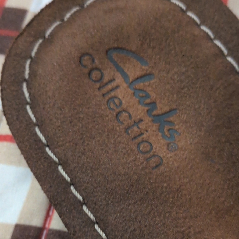 Clarks Brown Braided Leather Flip Sandals. Like New🌞 - Picture 2 of 9
